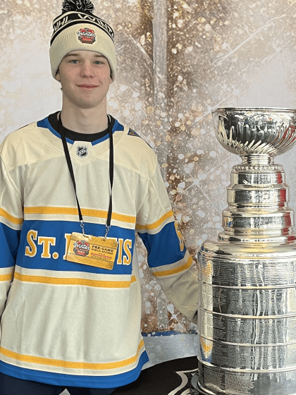 显示出他不 显示出他不